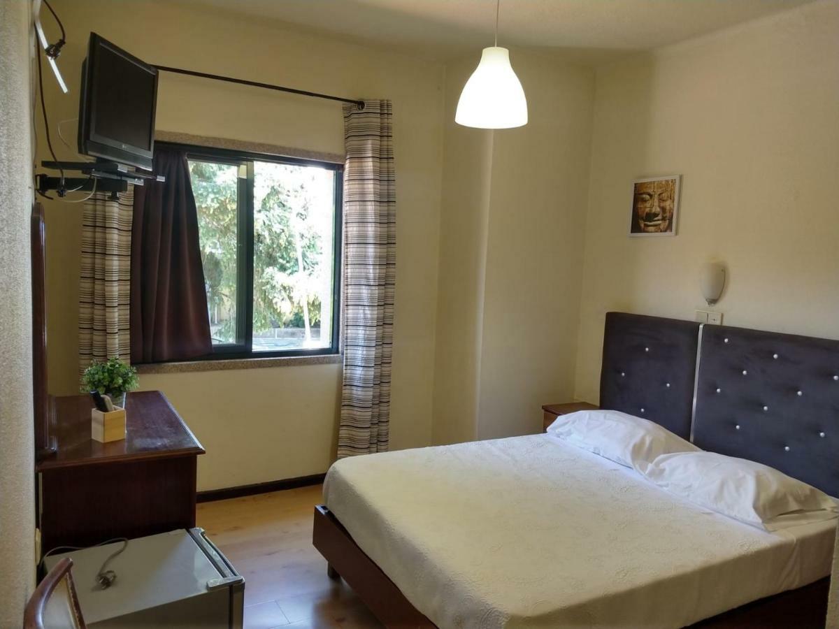 Residencial Montanhes Hotel Vila Real Kültér fotó